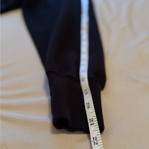 Old Navy Men's Black Zip-Up Sweater - Picture 6 of 7